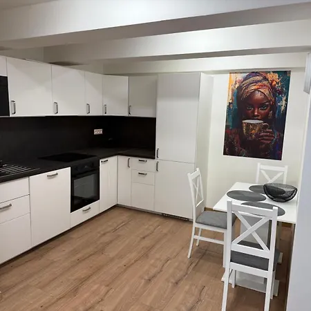 Zara Apartmán