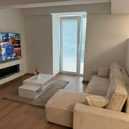 Zara Apartmán